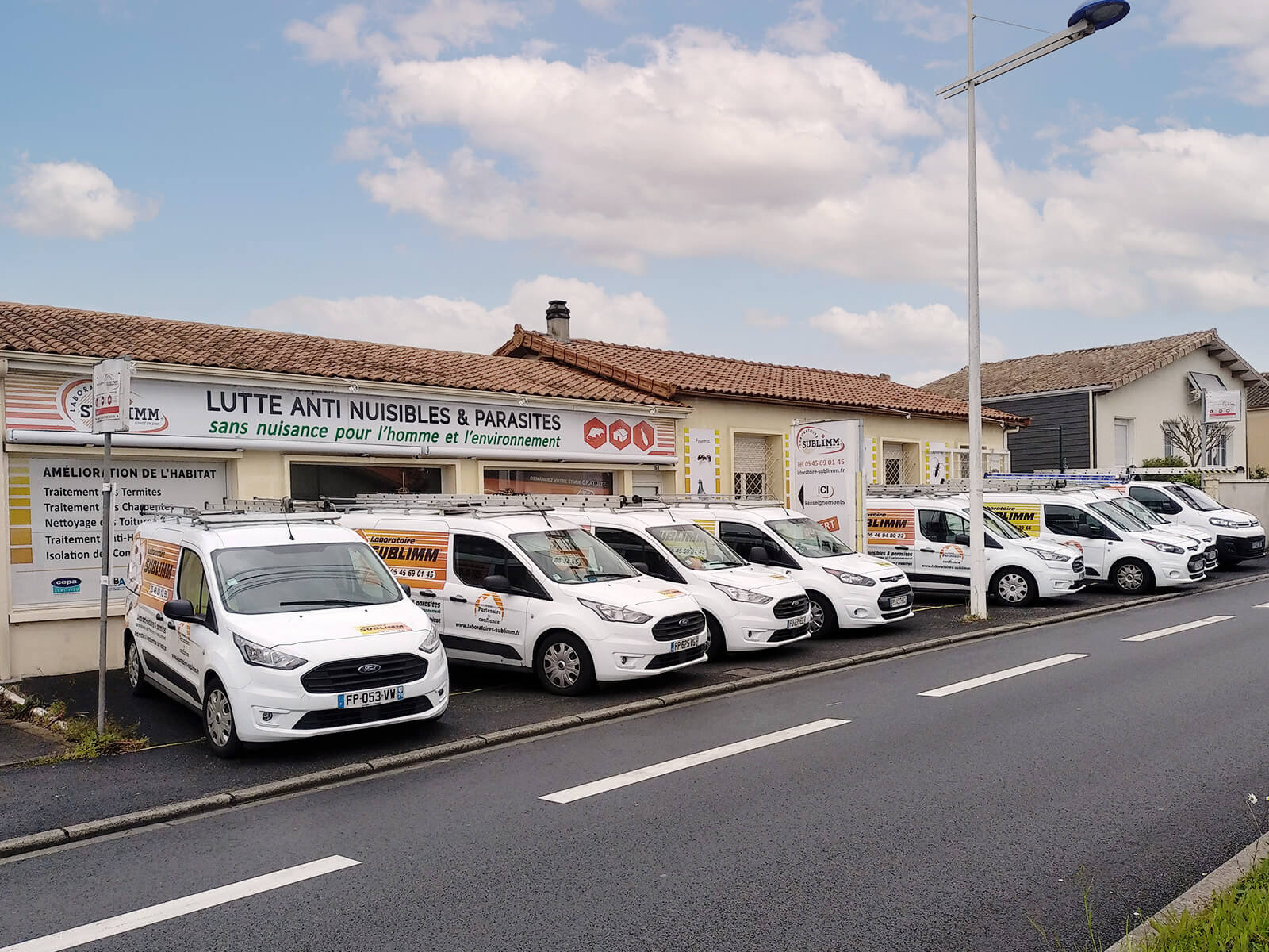 photo de la façade l'agence de charente