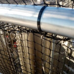 Système d'accroches pour filet anti-moineaux